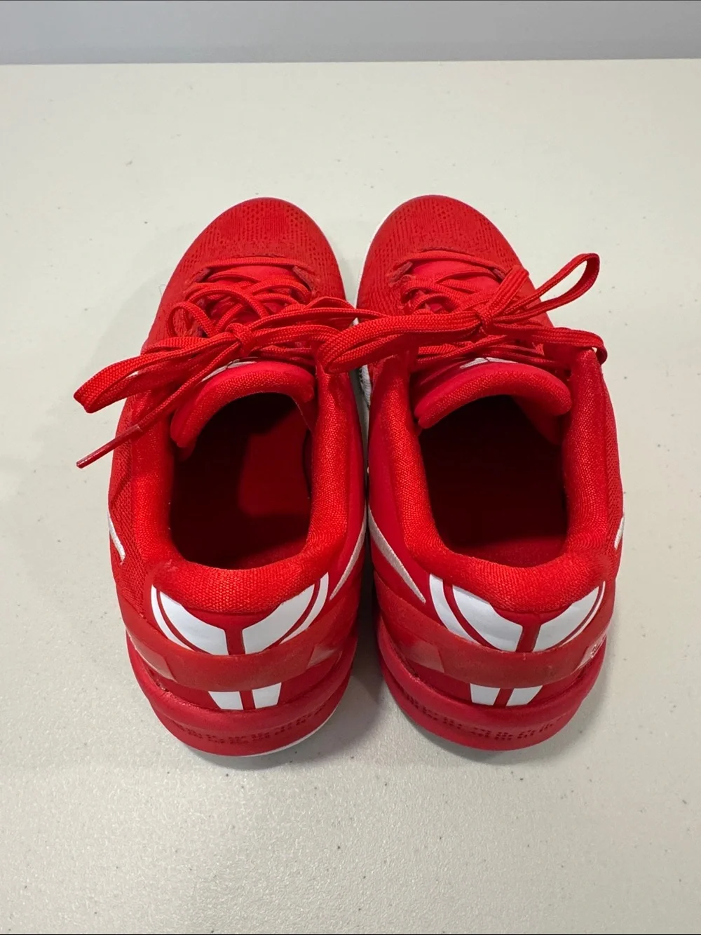 Nike Kids Kobe Bryant Red Athletic Low-Top Basketballs Sneakers